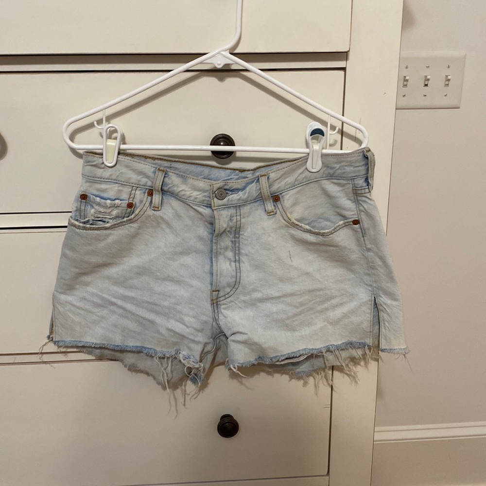 Levi’s shorts